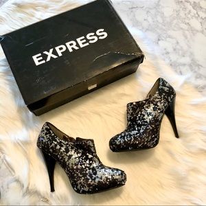 E X P R E S S : Black Sequin Ankle Boots